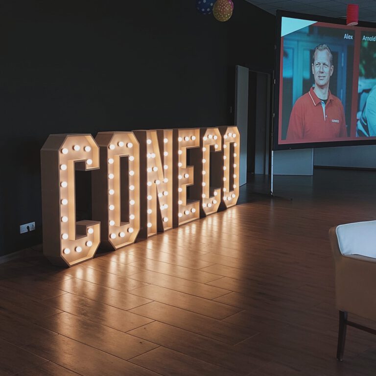Coneco lichtletters